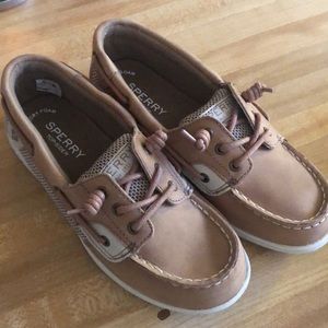 BRAND NEW kids sperry sneakers